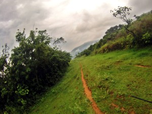 Trecho da trilha do XTERRA COSTA VERDE I 2015, creio que esse trecho era no oleoduto. Foto: Gigio Zem